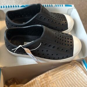 Native Jefferson size C12. New in box